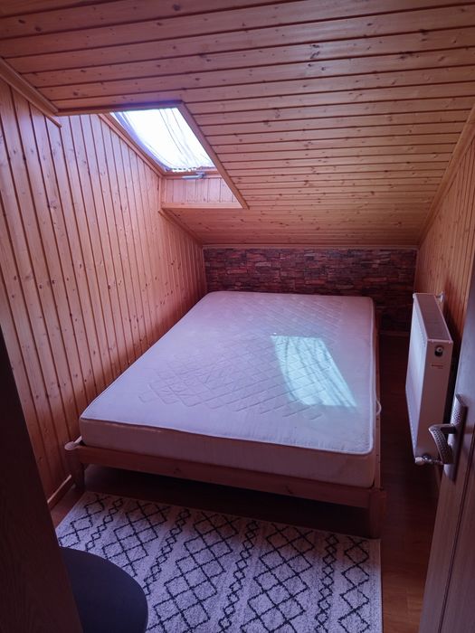 Închiriez apartament 3 camere