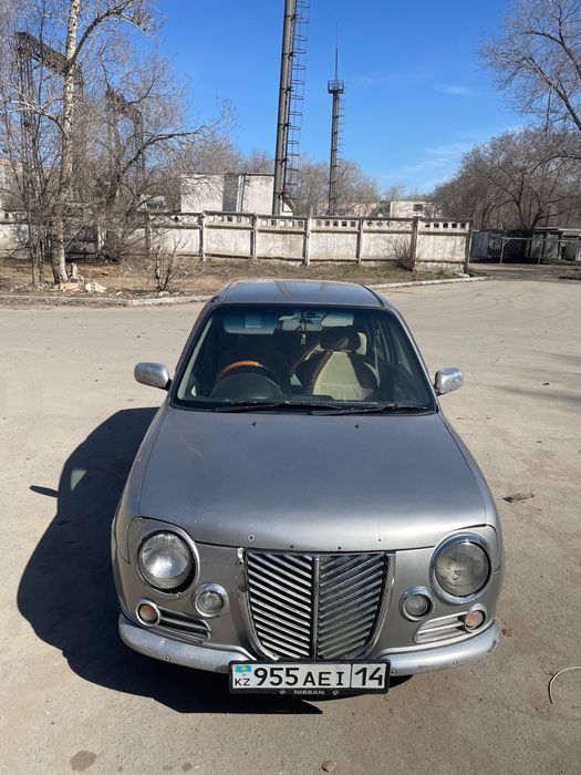 Продам Nissan march 2000