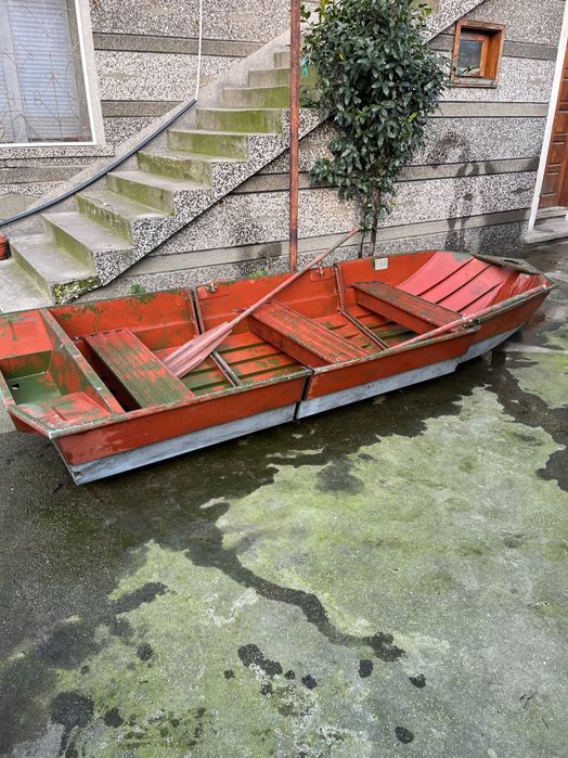 Алуминиева лодка