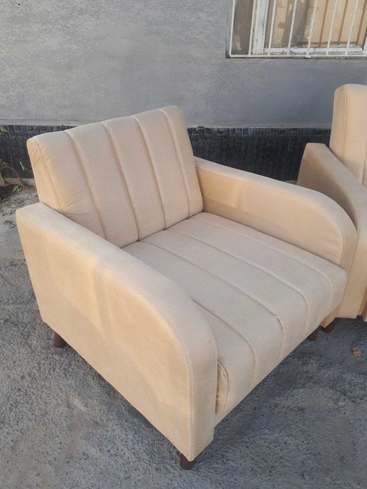 Диван или кровать мягкая