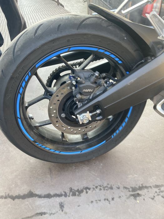 Honda CBR650R на части