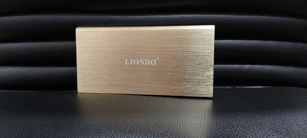 POWER BANK Преносима външна батерия 2500 / 2600 / 5000mAh с LED фенер