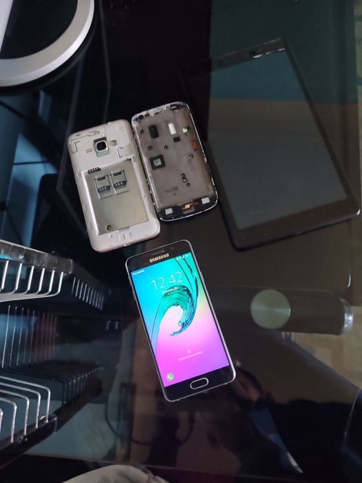 телефон и планшет