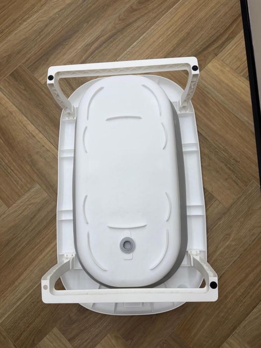 Детская ванна с термометром