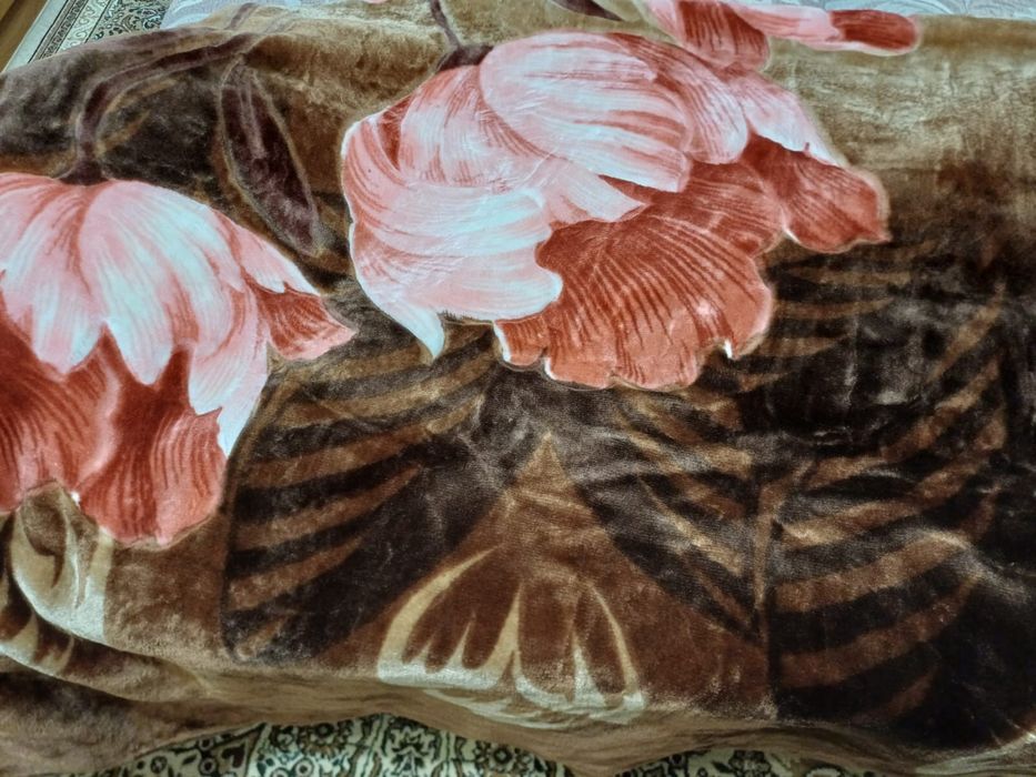 Продам плед новый 2-х спальный