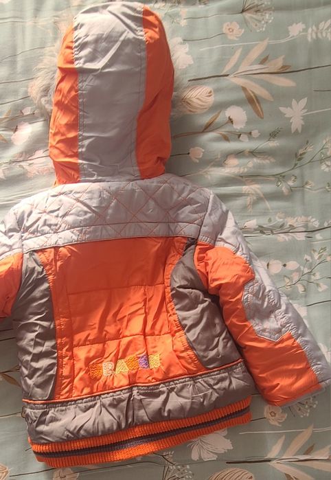 Теплая курточка на мальчика