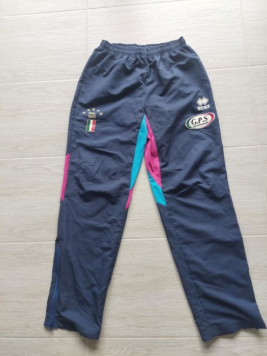 Pantaloni trening vintage Erreà – mărimea M-L
