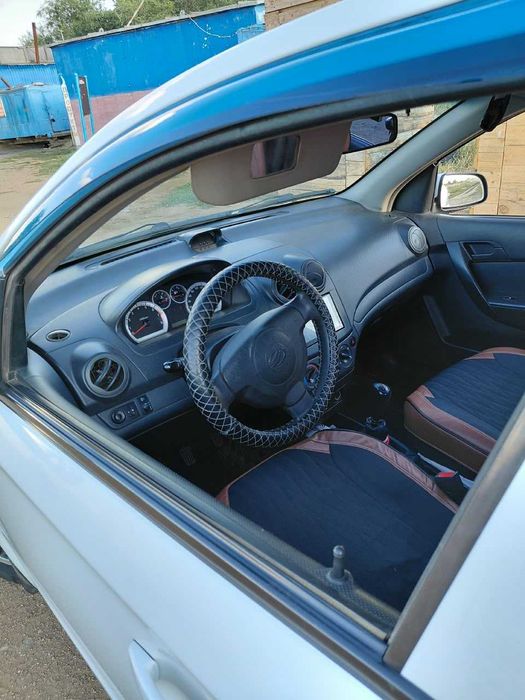 Продам надёжный автомобиль