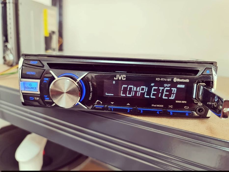 JVC KD-R741BT/ Aux 5X50CD