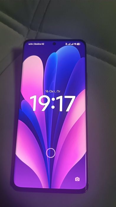 Продам или обмен Xiaomi mi13 Pro