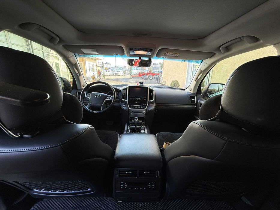 продается Toyota Land Cruiser 200 SFX 95 срочно! SOTILADI!