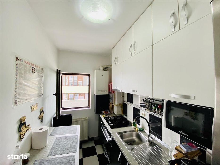 Apartament 3 camere, balcon, parcare inclusa – zona Doamna Stanca