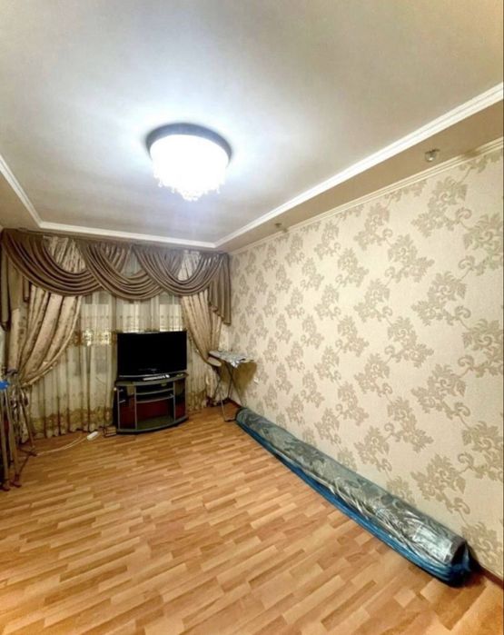 Срочно 2х 9микрарайоне сдаётся вдоль дороги