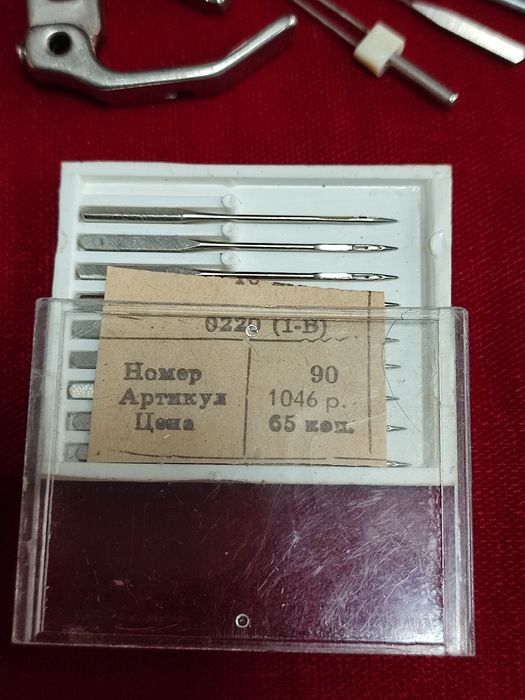 Запчасти и иглы для швейной машинки