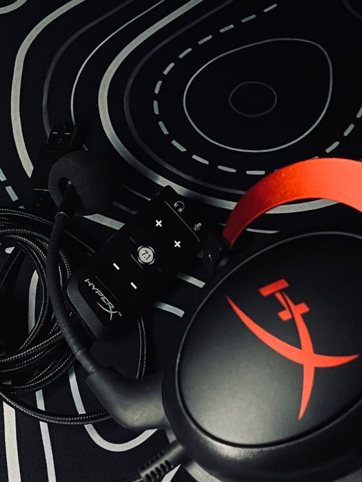 Наушник HyperX Красный