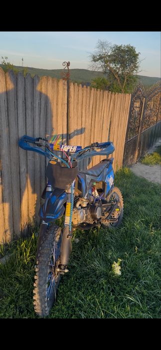 Vand cross JRH 125 in perfecta stare !!!