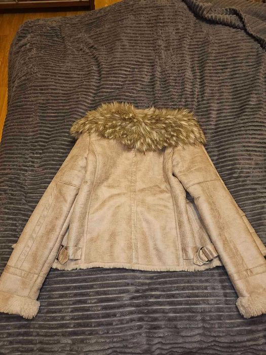 Guess оригинално яке XS