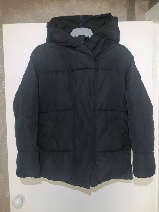 Продам демисезонную куртку