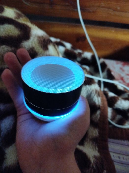 Колонка               ..