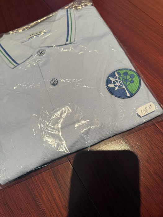 Училищна униформа Британика