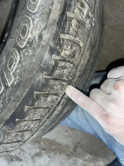 Покрышки 215/55/р16