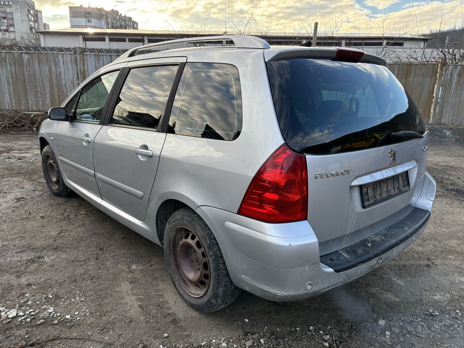 Пежо 307 1.6 HDI панорама за части.