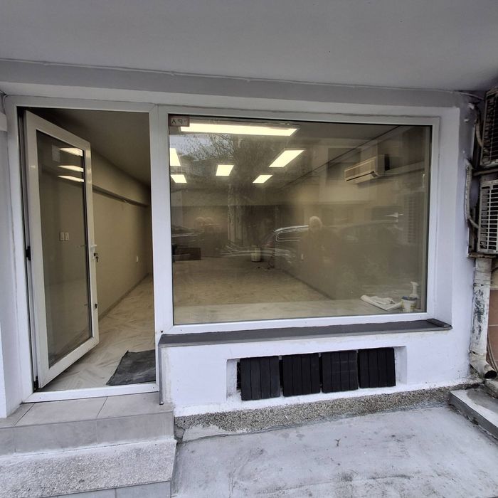 Помещение под наем подходящо за магазин или офис