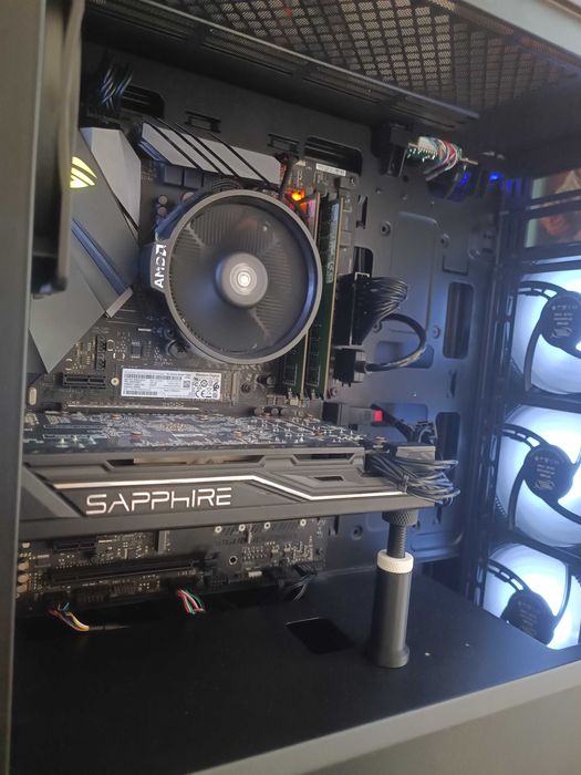 Комютър Ryzen 2600 | 16GB RAM | ASUS B450-F Strix Gaming | 256 GB Nvme + 480 GB SSD | RX 470 8GB | 550W за Работа и Гейминг