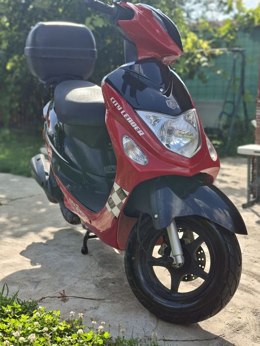 Scuter City Leader 49cm ,impecabil