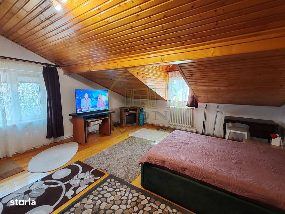 Apartament spatios de vanzare, in imediata apropiere a Parcului Sub Ar
