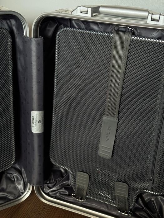 Geamantan Rimowa Clasic