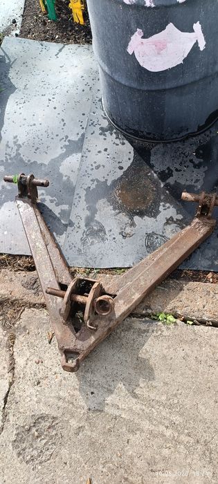 Плуг двухкорпусный