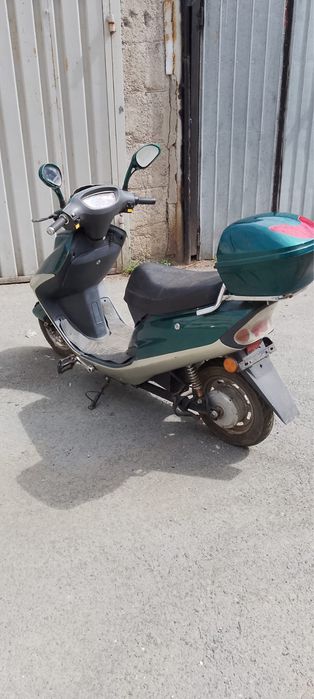 Scuter / Bicicletă electrică cu pedale - Fără Permis