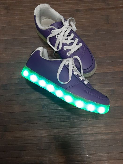 Adidasi copii KIDZ Alive cu luminițe