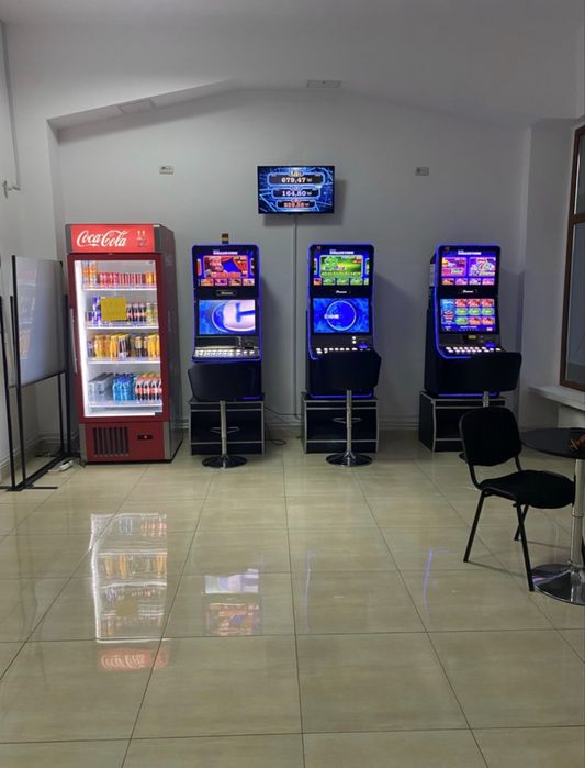 Inchiriez/ schimb spatiu comercial statiunea Bala