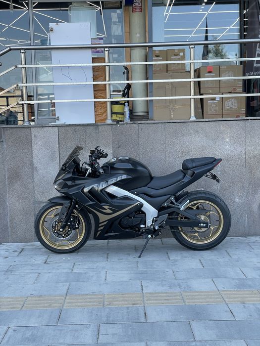 Мотоцикл ducassu (ducati) 300сс