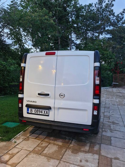 Товарен микробус Opel Vivaro