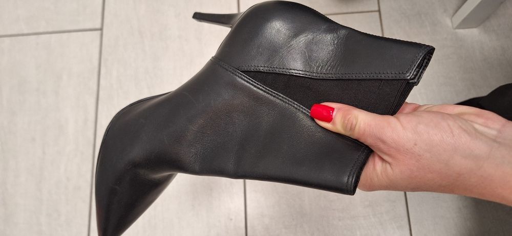 Нови кожени боти 40,5 с висок ток