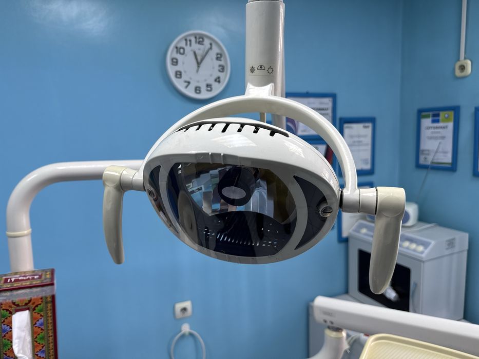 Стоматологическое  кресло