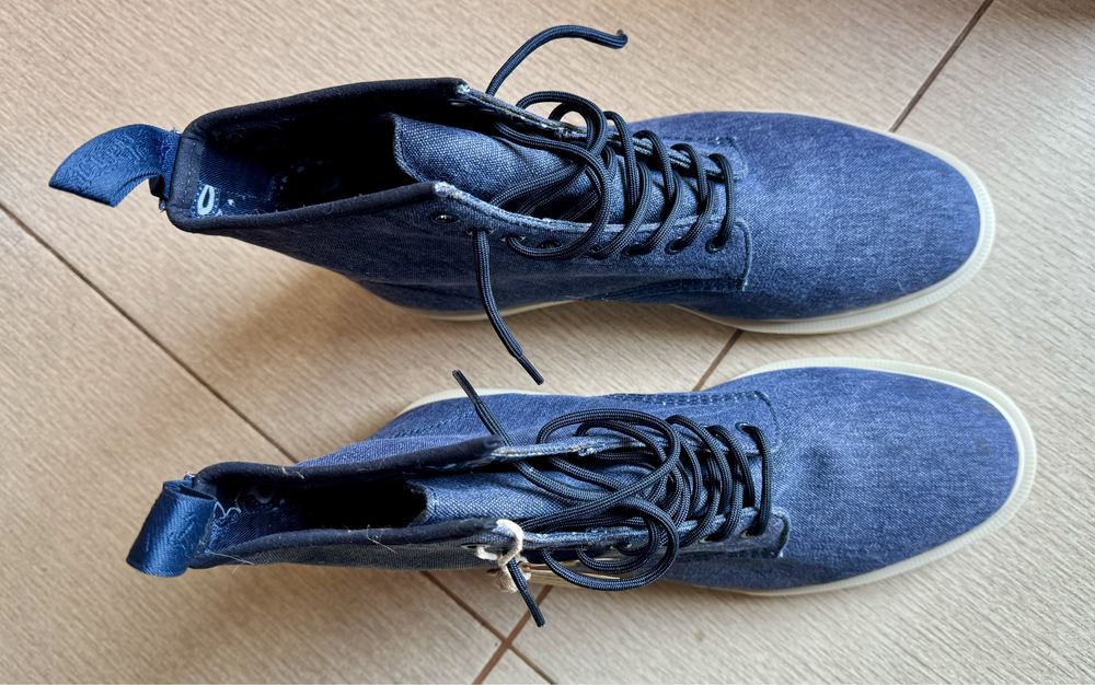 Нови Dr. Martens 44 номер