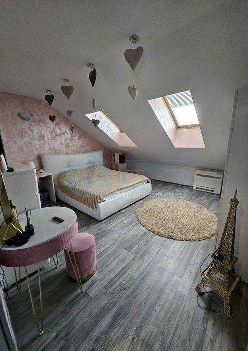 Продава се Мезонет в Шумен, Център - 400 кв.м за 838 €/кв.м - Снимка #12