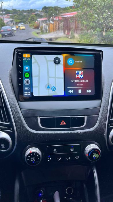 Navigatie Android 15 Hyundai IX 35/Tucson Dedicata - CarPlay QLed DSP