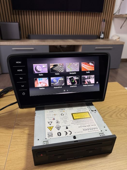 Kit Navigație MIB2 High Harman Skoda octavia 3 Display Sticlă 9.2 | CP OFF | CarPlay | Hărți 2026