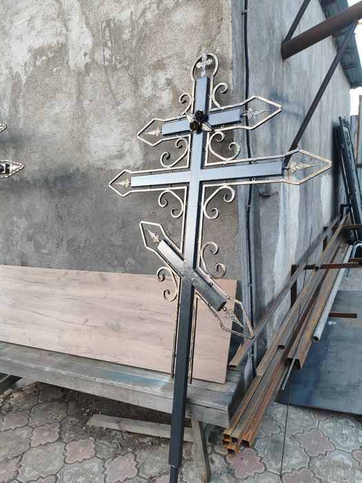 Продам кресты кованые и обычные