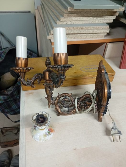 Продам подвесное бра