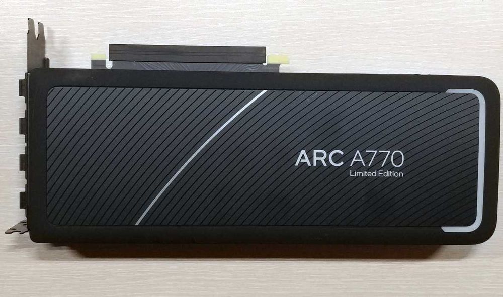 Геймърска видео карта Intel Arc A770 Limited edition 16GB 256bit