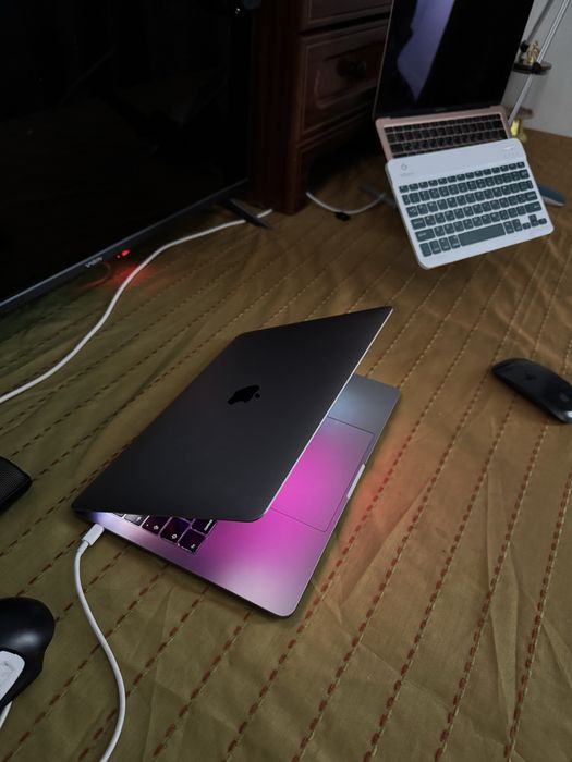 Макбук pro touch bar