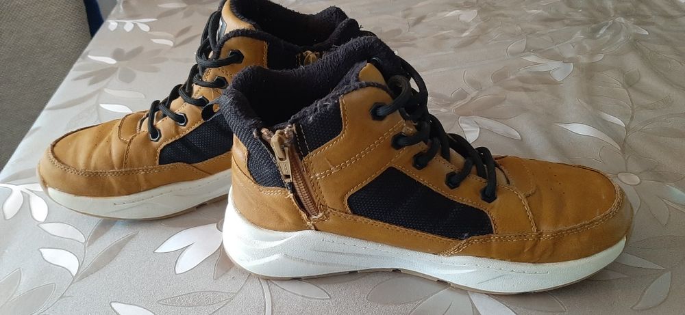 Детски боти за момче