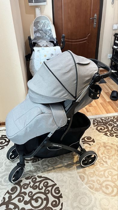 Продам прогулочную коляску