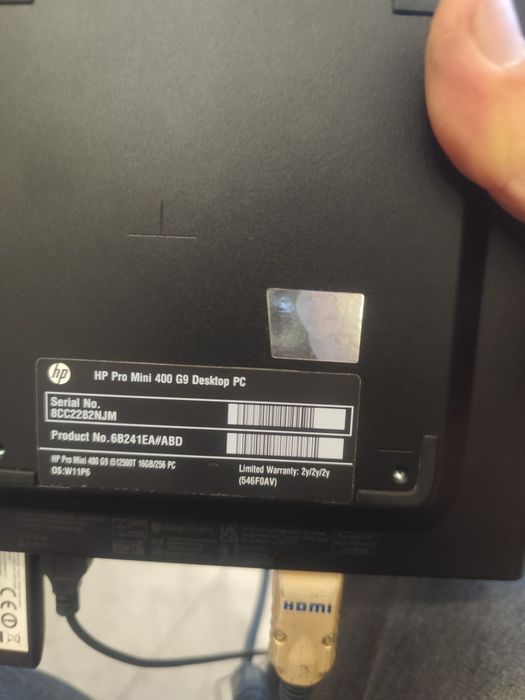 продавам компютър hp 400 G9 mini i5 12500T 16GB 256GB NVME ssd
